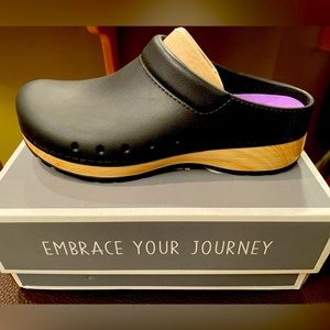 Dansko Kane Clogs